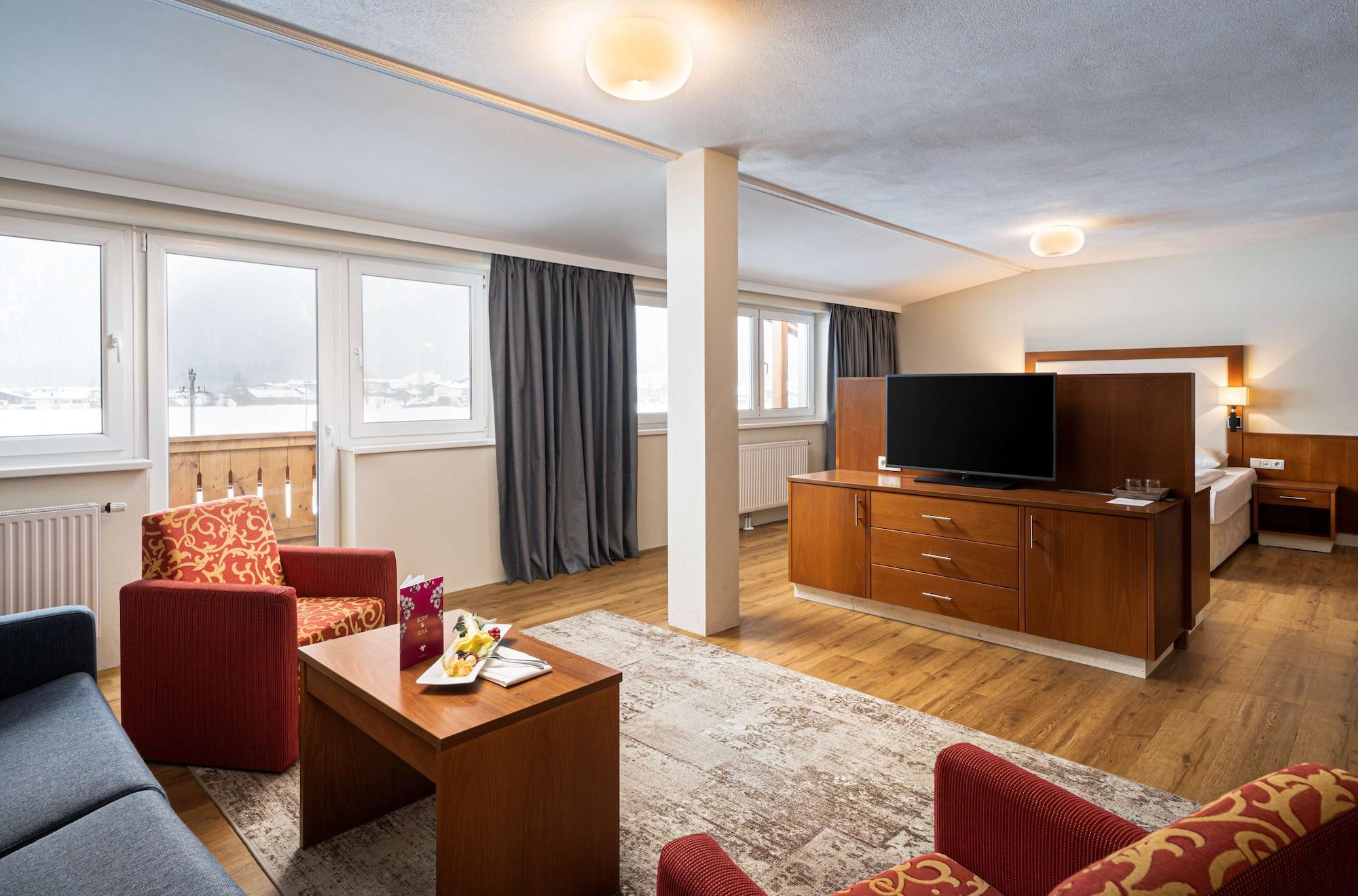 Kuhotel By Rilano Bald Elaya Hotel Steinplatte Waidring Exterior foto